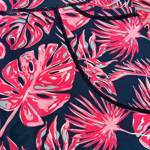Simply Southern Pink and Navy Palm Leaf Tropical Print Leggings Medium - Picture 10 of 10